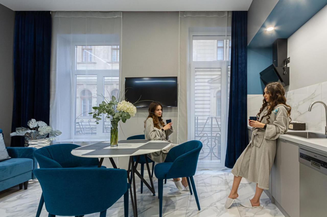 Family Residence Boutique Apartments Львов Экстерьер фото