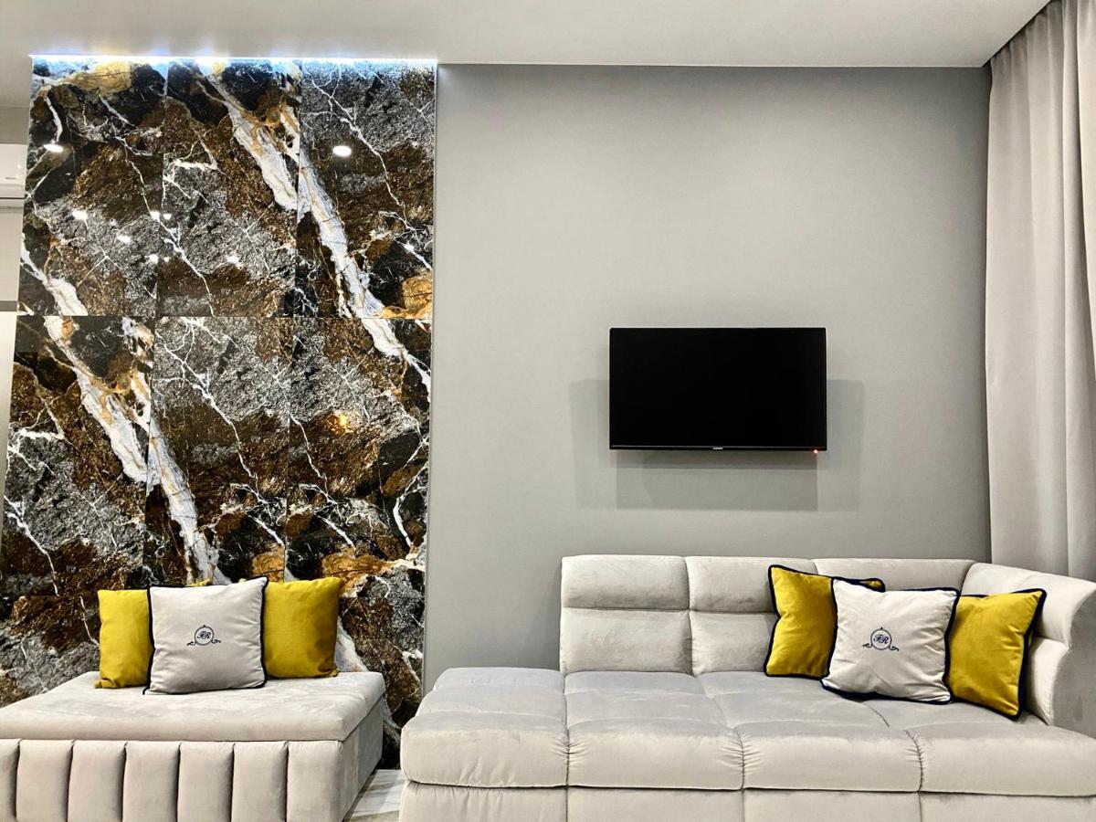 Family Residence Boutique Apartments Львов Экстерьер фото