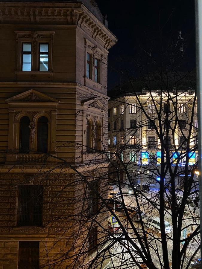 Family Residence Boutique Apartments Львов Экстерьер фото