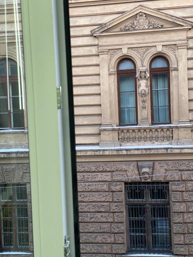 Family Residence Boutique Apartments Львов Экстерьер фото