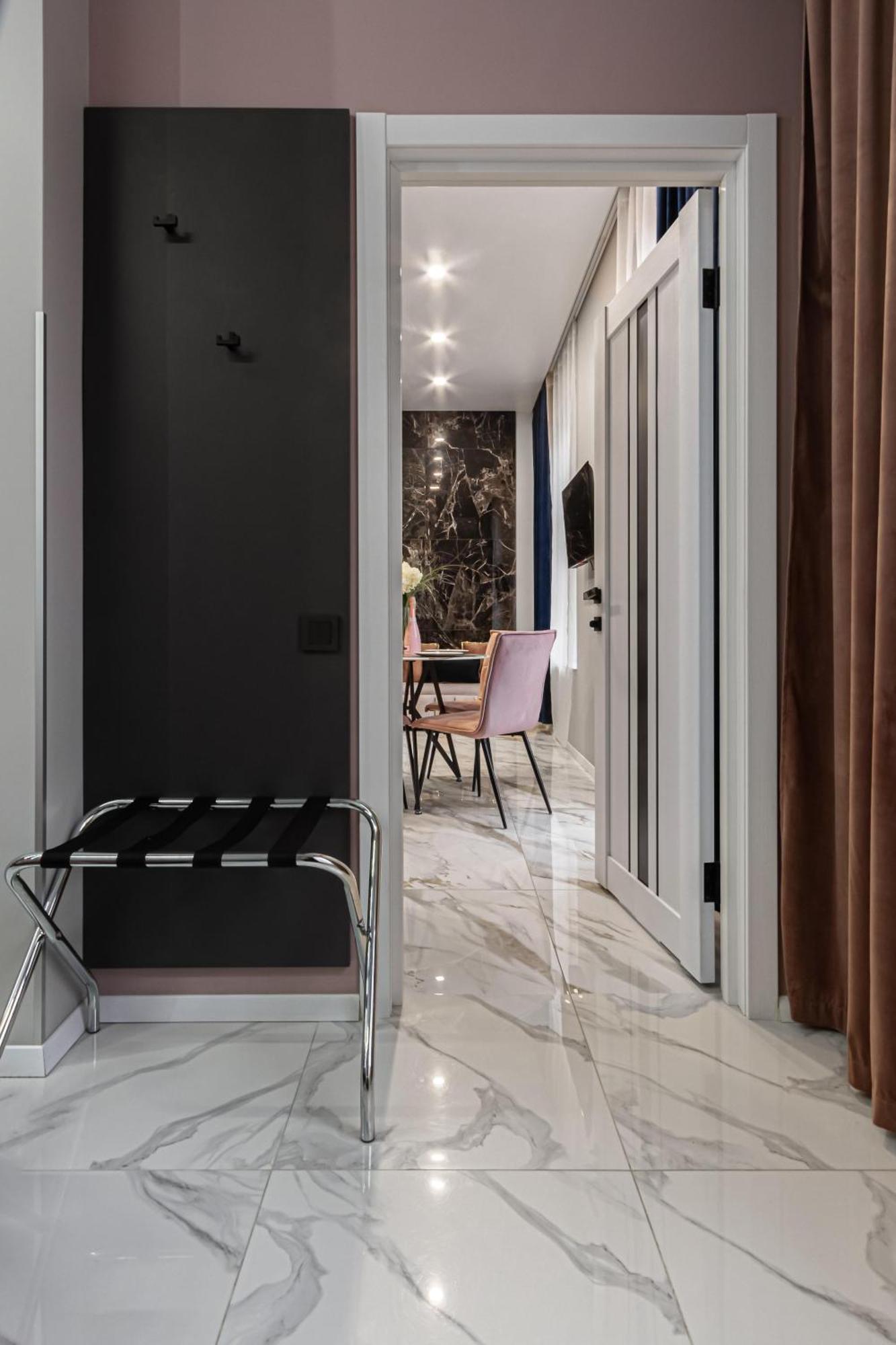 Family Residence Boutique Apartments Львов Экстерьер фото